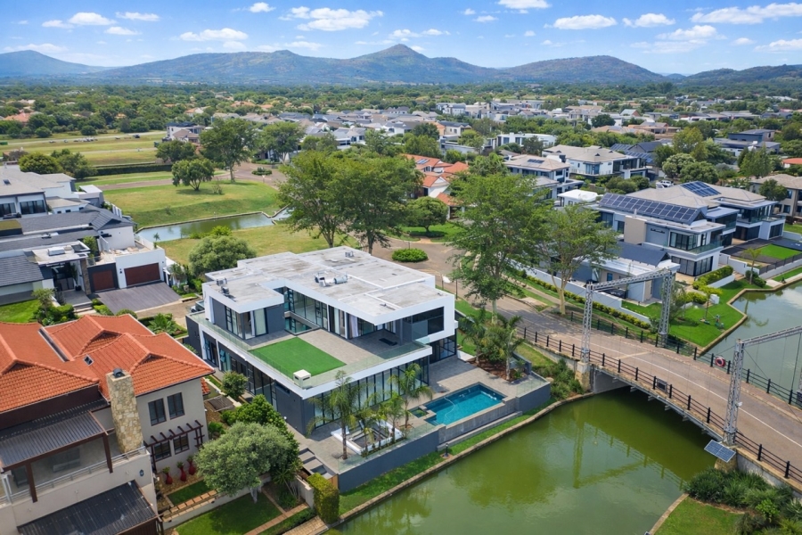 6 Bedroom Property for Sale in The Islands Estates North West